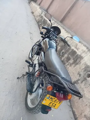 Bajaj Boxer 125 2025 Black