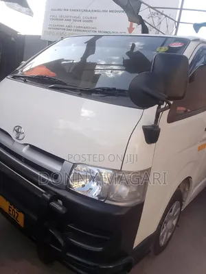 Toyota HiAce 2008 White