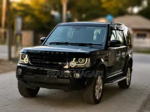 Land Rover Discovery 2015 Black