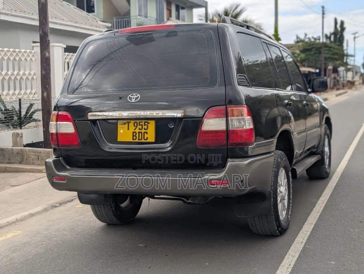 Toyota Land Cruiser 2005 Black