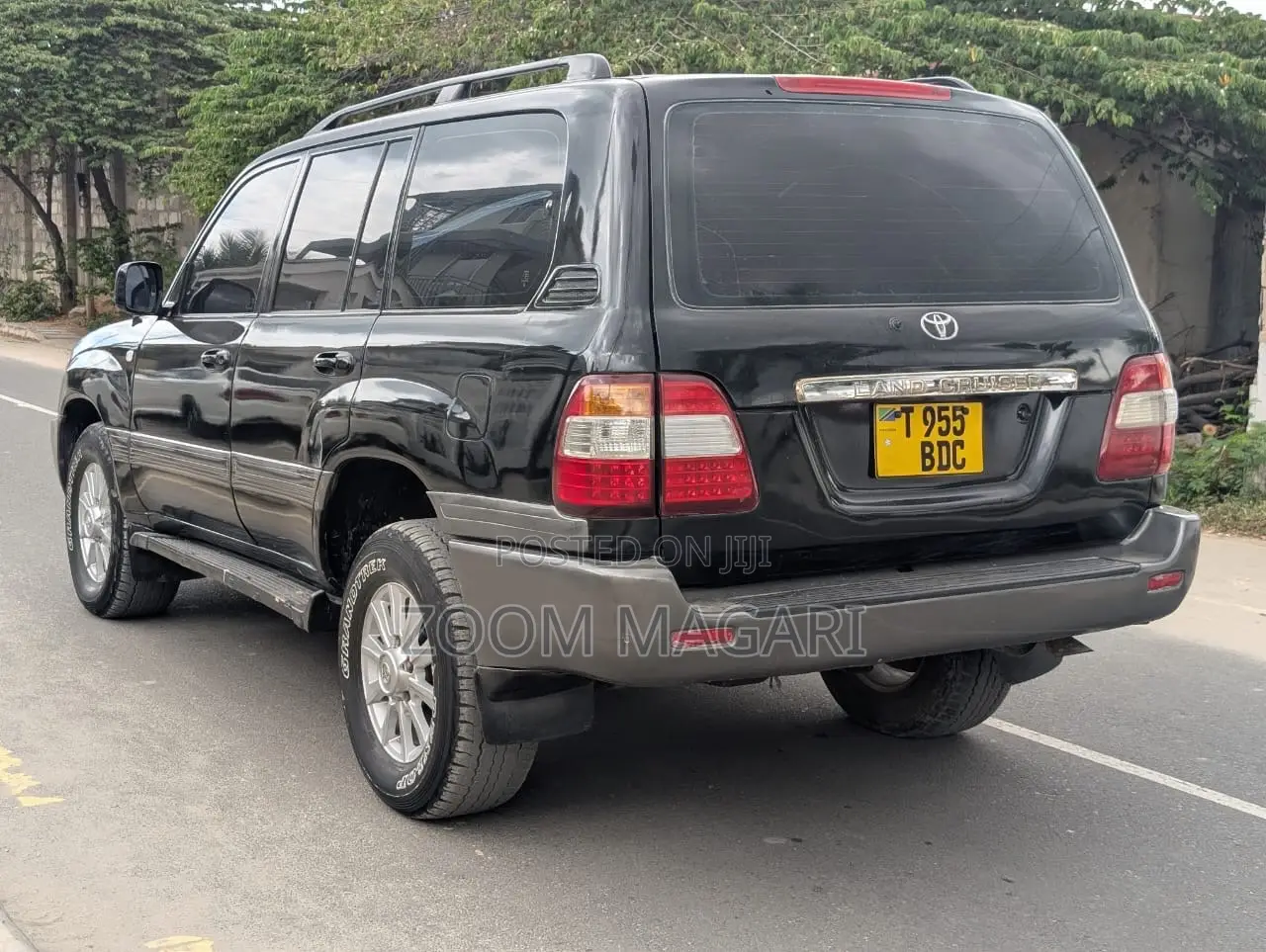 Toyota Land Cruiser 2005 Black