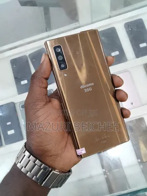 New Mobile Phone 128 GB Gold