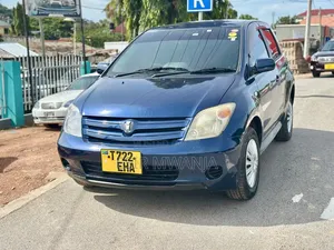 Toyota IST 2004 Blue