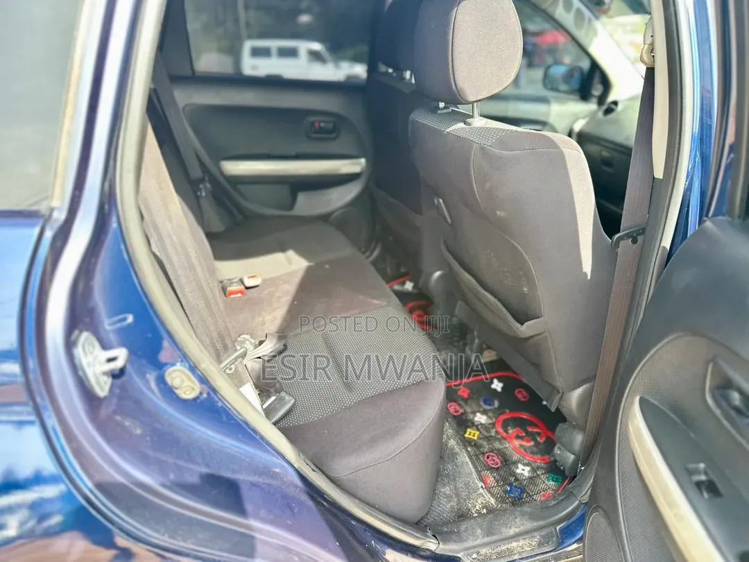 Toyota IST 2004 Blue