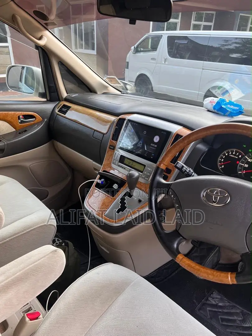 Toyota Alphard 2.4 Hybrid AWD 2006 White