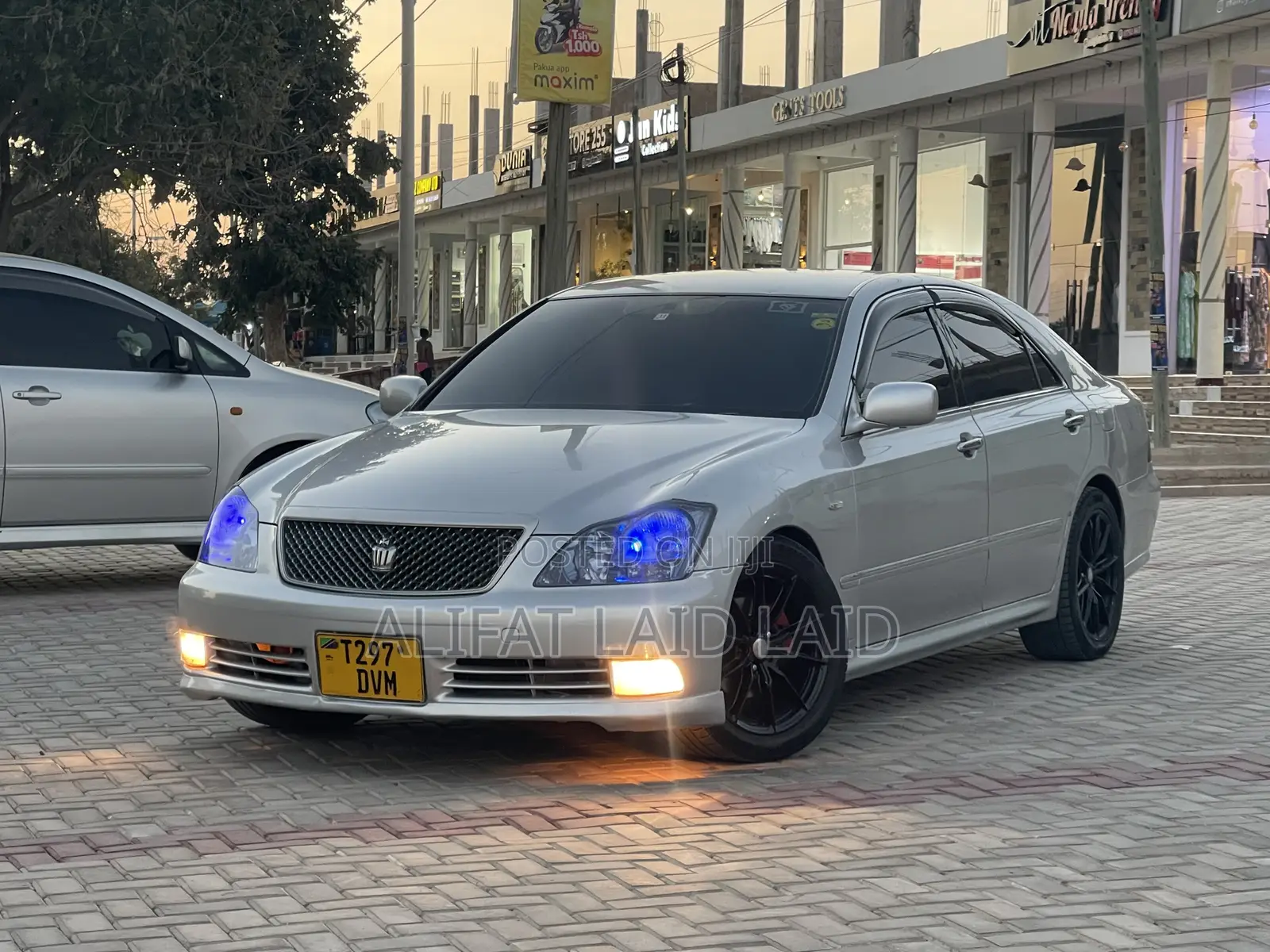 Toyota Crown 2004 Silver