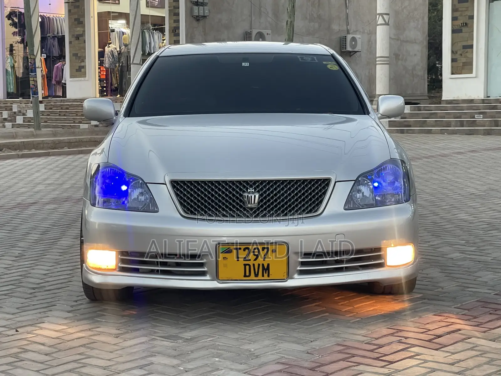 Toyota Crown 2004 Silver