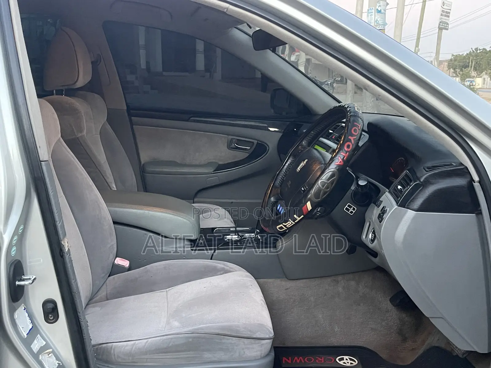 Toyota Crown 2004 Silver