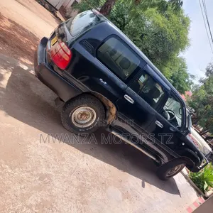 Toyota Land Cruiser 2005 Black