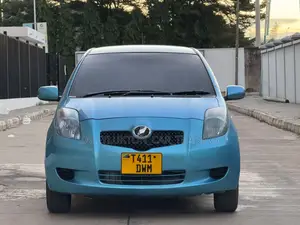 Toyota Vitz 2008 Blue