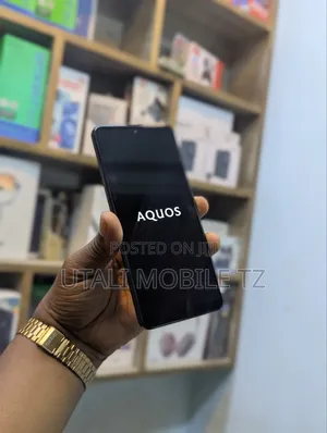 Sharp Aquos Zero 5G Basic 64 GB Black