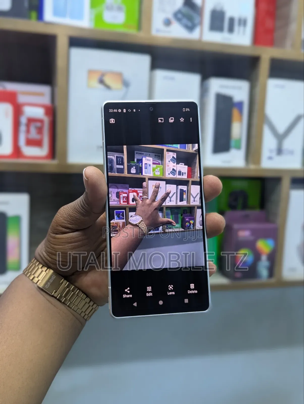 Sharp Aquos R8s pro 256 GB White