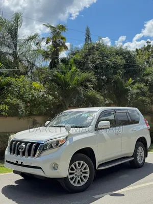 Toyota Land Cruiser Prado 2016 White
