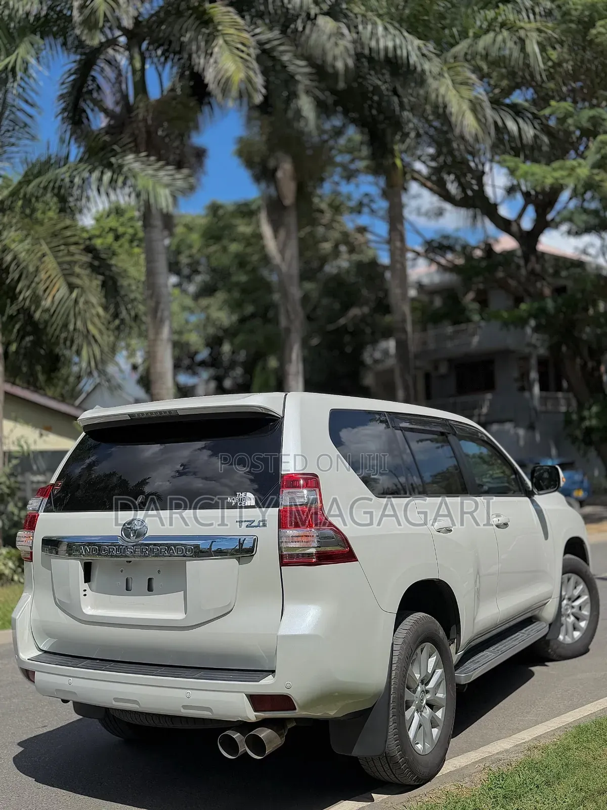 Toyota Land Cruiser Prado 2016 White