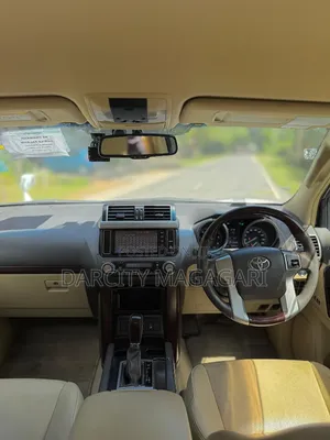 Toyota Land Cruiser Prado 2016 White