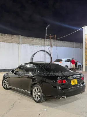 Toyota Crown 2009 Black