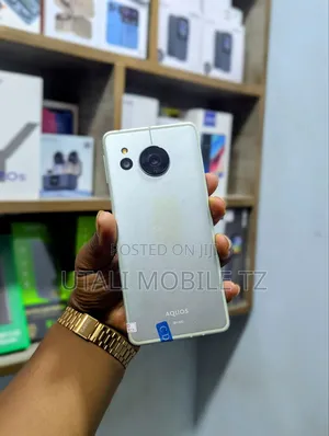 Sharp Aquos Sense 8 128 GB Silver