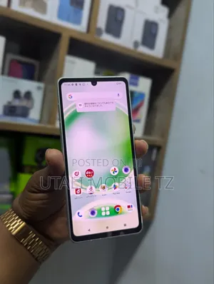 Sharp Aquos Sense 8 128 GB Silver