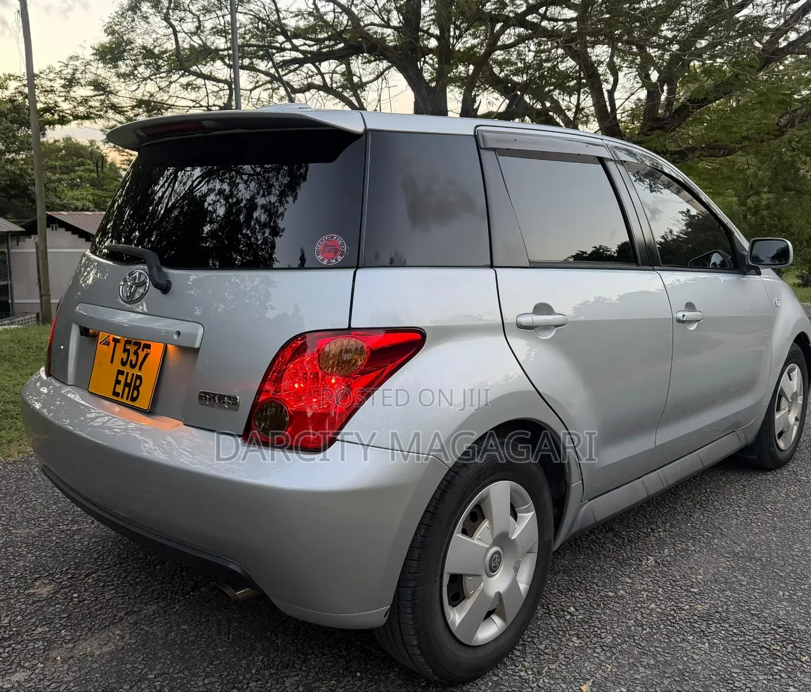 Toyota IST 2004 Silver