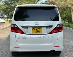 Toyota Alphard 2010 White