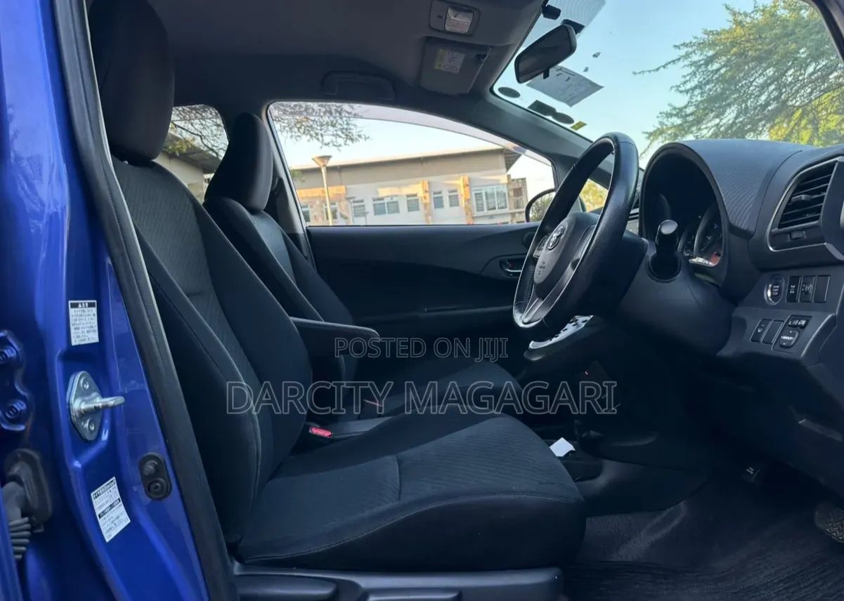 Toyota Ractis 2013 Blue