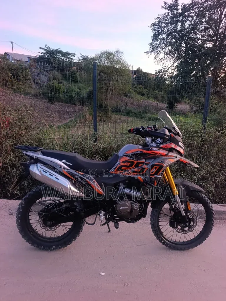 Honda CB 2026 Black