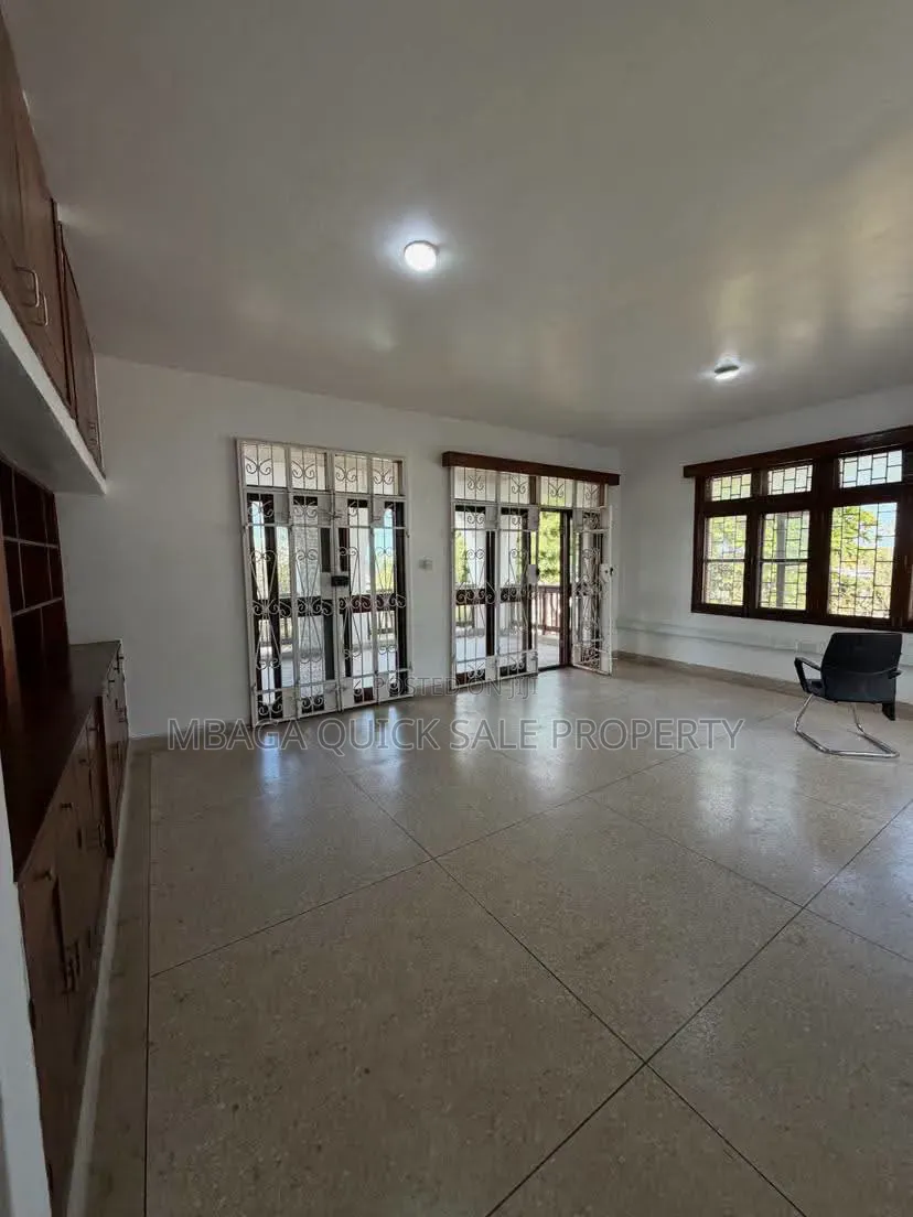 4bdrm House in Masaki for rent
