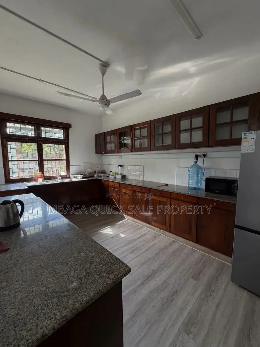 4bdrm House in Masaki for rent