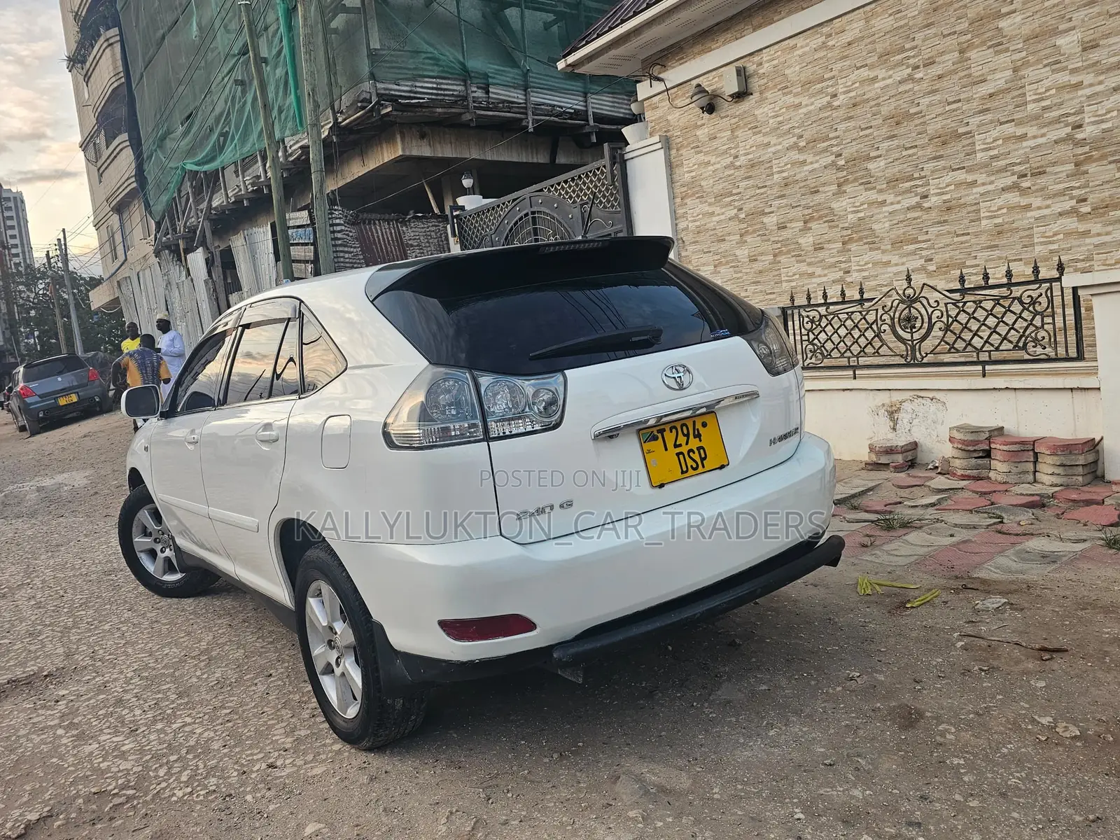 Toyota Harrier 2007 White