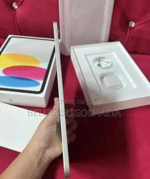New Apple iPad (2025) 128 GB