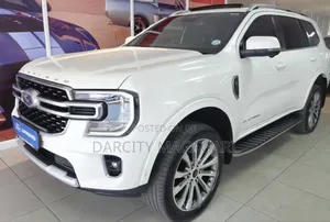 Ford Everest 2024 White