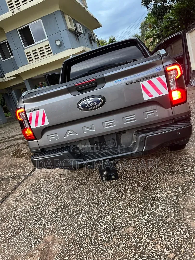 Ford Ranger Wildtrak 2023 Gray