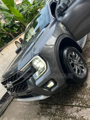Ford Ranger Wildtrak 2023 Gray