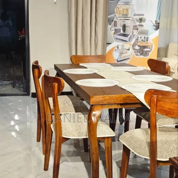 Dining Table Watu6