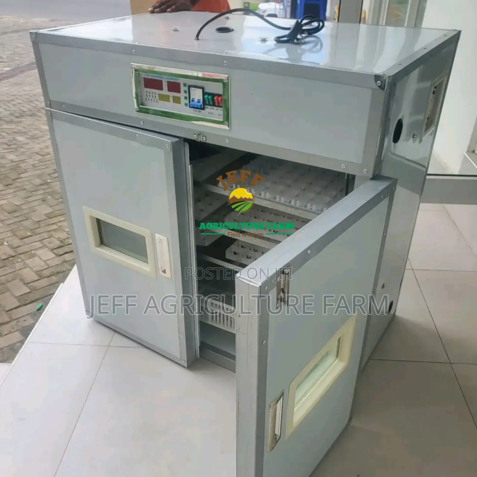 Incubator Hard Body 528 Super