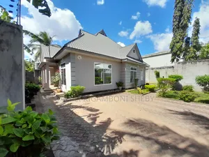 4bdrm House in Kigamboni Ungindoni for sale