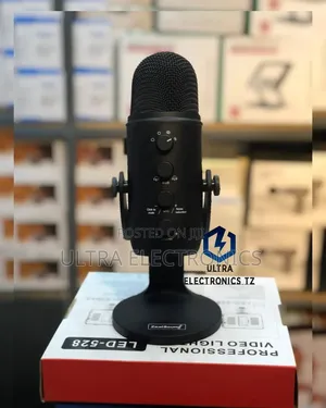 Quality Podcast Wireless Microphone RGB Noise Reduction