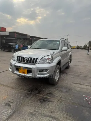 Toyota Land Cruiser Prado 2005 Silver