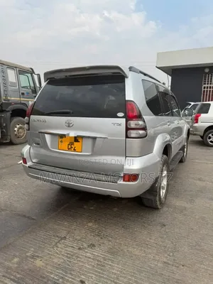 Toyota Land Cruiser Prado 2005 Silver