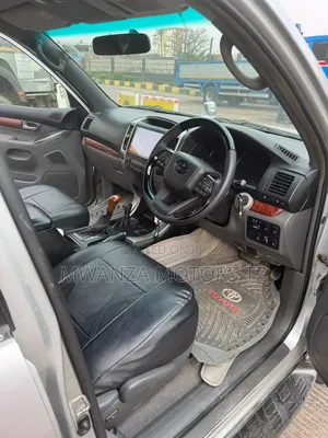 Toyota Land Cruiser Prado 2005 Silver