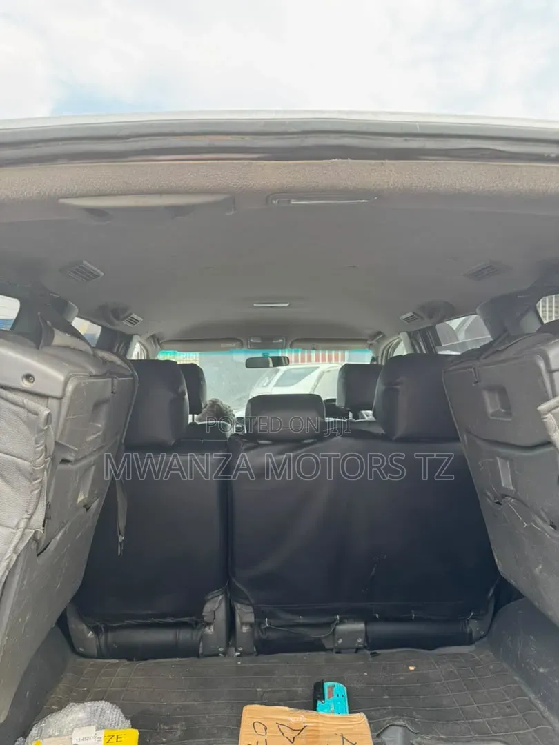 Toyota Land Cruiser Prado 2005 Silver