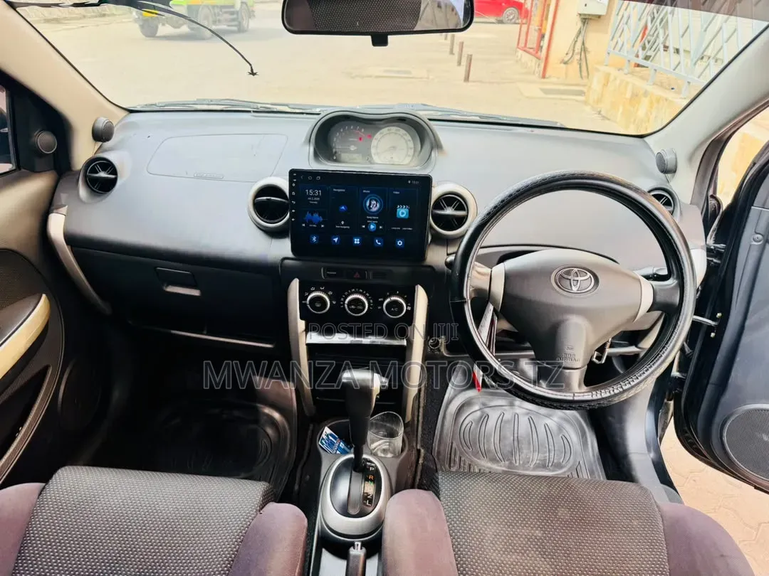 Toyota IST 2005 Matt Black