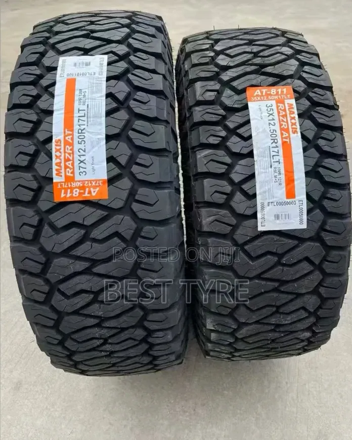 35x12.50r17 Maxxis At811