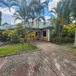 3bdrm House in Kivule Shule, Kitunda for sale