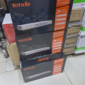 Tenda 24 Port 24fe+2ge/1sfp Rackmount Switch With 24 Port Poe