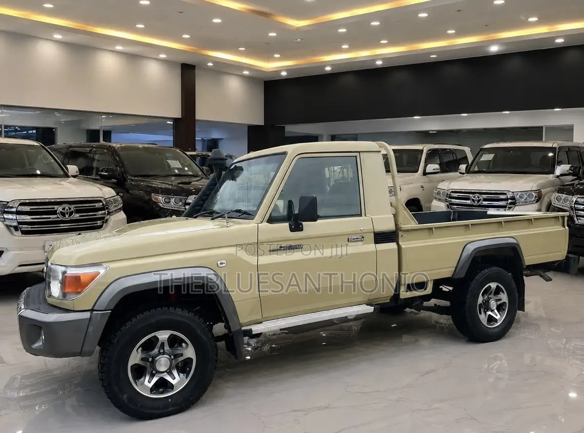 Toyota Land Cruiser 2015 Beige
