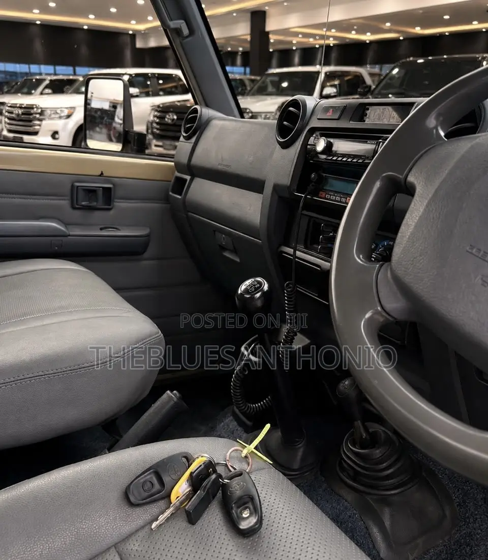 Toyota Land Cruiser 2015 Beige