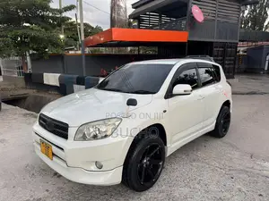 Toyota RAV4 2008 White
