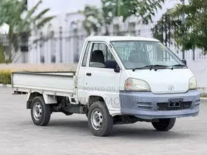 Toyota Lite-ace 2004 White