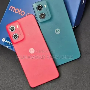 New Motorola Moto G05 128 GB Red